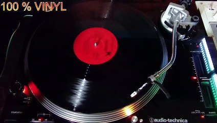 LISA RICHARDS - hooked on your love (1985) [instrumental]