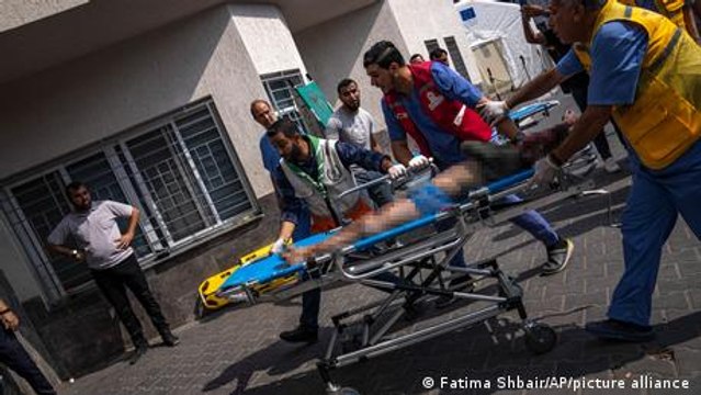 Overwhelmed Gaza clinics treat thousands as supplies run low