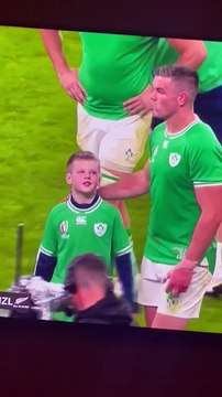 Jonathan Sexton Part en Retraite Après la Défaite en Coupe du Monde de Rugby