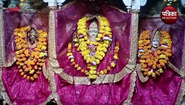 Navratri Festival 2023: घर-घर हुई घट स्थापना, सजे माता के दरबार