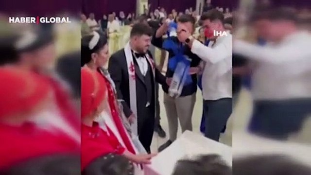 Damadın arkadaşları düğünde altın yerine “Katalizör” taktı