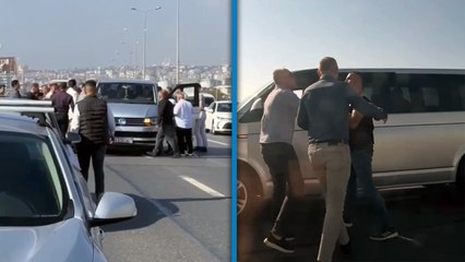 Büyükçekmece'de düğün konvoyundakiler minibüs sürücüsüne saldırdı  