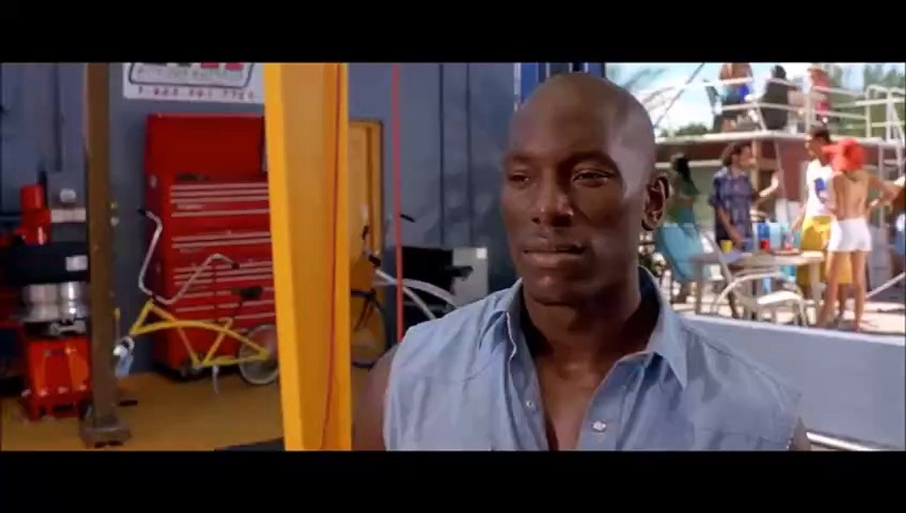 Roman le prende fuego Al auto de Enrique y Roberto Rápido y Furioso 2 - (2003) Más Rapido Mas Furioso Rapido y Furioso 2 Discusión Entre Brian y Roman y Los Agentes Federales (Fastversión)