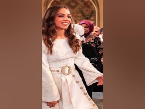 La reine Rania de Jordanie : la sublime soirée henné de la princesse Iman, 3 jours avant son mariage