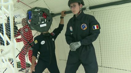 Des scientifiques en apesanteur, pour quelques secondes d'expériences sans gravité