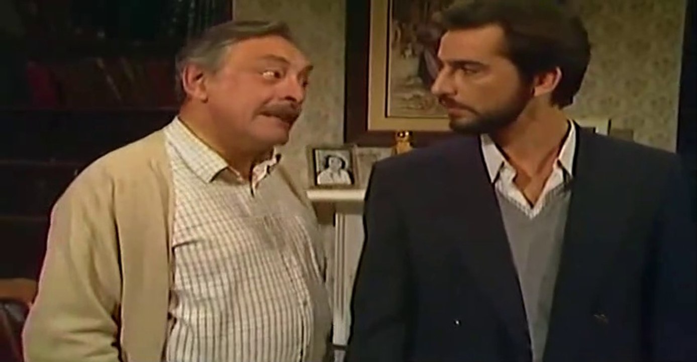 مسلسل الراية البيضا حلقة 15 سناء جميل و جميل راتب