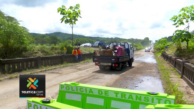 tn7-MOPT-autoriza-paso-de-vehículos-pesados-por-río-Naranjo-en-Ruta-1-151023