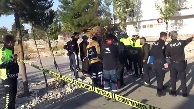 5 véhicules ont été réduits en cendres dans un incendie près d'une station-service à Gaziantep