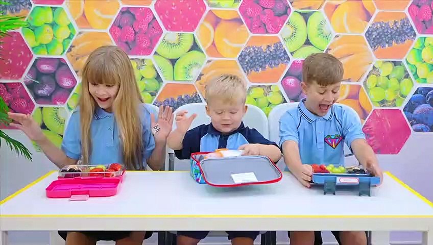 Diana and Roma  Olivers First Day at School