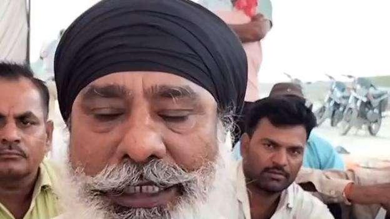 लखीमपुर: अनिश्चितकालीन धरने पर बैठे किसान, अभी...