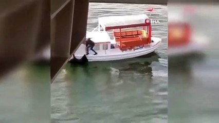 Une femme est tombée à la mer sur le pont du métro de la Corne d'Or