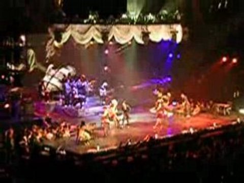 Christina Aguilera10 Makes me wanna pray