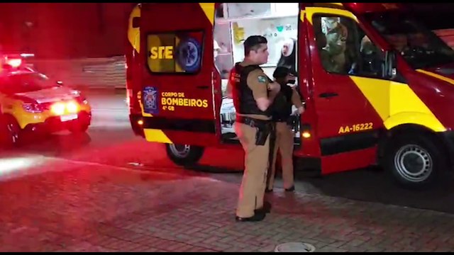 Ladrões arrombam restaurante na Rua Paraná, no Centro, e furtam doces do balcão