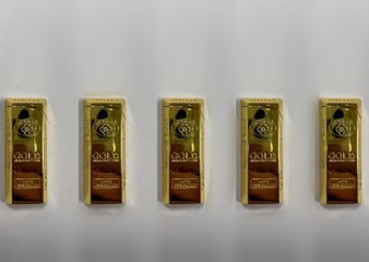 Altın görünümlü çakmakla dolandırdı