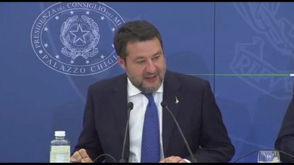 Manovra, Salvini: "C'è un primo intervento sul taglio del canone Rai"