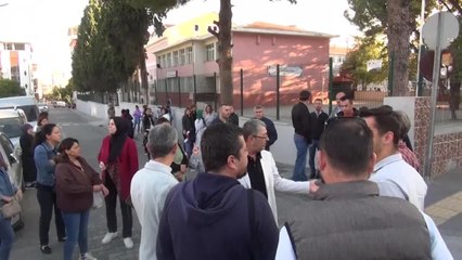 Manisa'da Okul Önünde Motosiklet Kazası: Velilerden Önlem Talebi