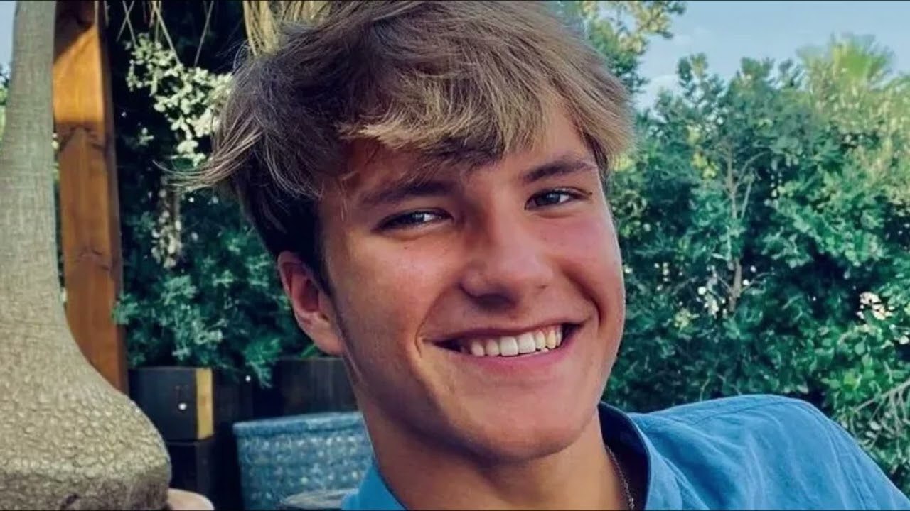 Spanish footballer dies aged 18 after body found between two train carriages as club pay tribute