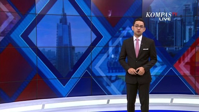 Kepanikan Warga Saat Gudang Penyimpanan Barang Bekas Terbakar, Terdengar Suara Dentuman!