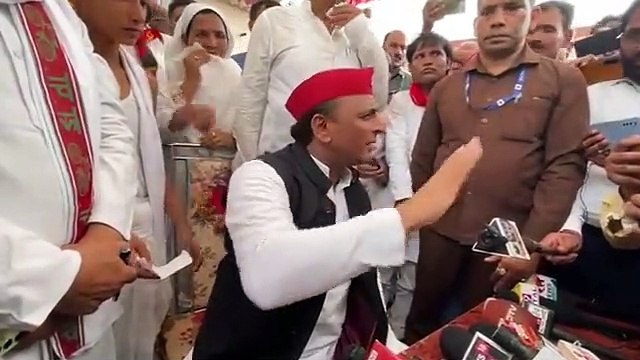 Video: प्रेमचंद यादव के घर पर बुलडोजर चलाने के सवाल पर सुनिए अखिलेश यादव का जबाव