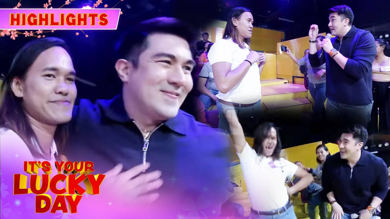 Luis uses sign language to communicate with one of the studio audience | It's Your Lucky Day