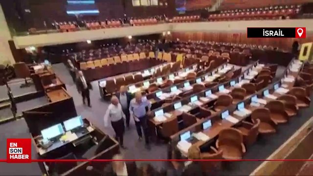 İsrail meclisinde füze paniği: Sığınaklara koştular