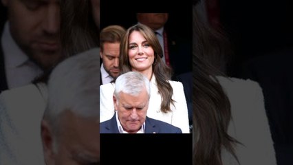 Kate Middleton cheers England as they take on Fiji in quarter-final of Rugby World Cup