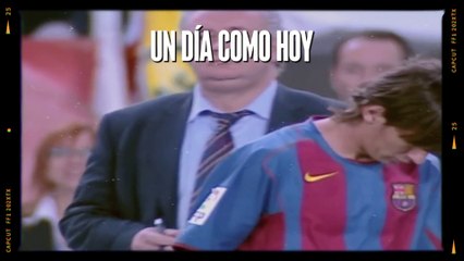 El 16 de octubre de 2004, Lionel Messi debuta oficialmente con el FC Barcelona.