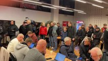 Belgique-Suède: les supporters suédois dans la salle de presse