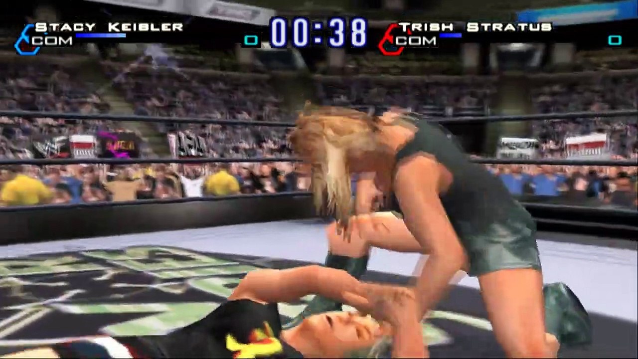 Stacy Keibler vs Trish Stratus Single