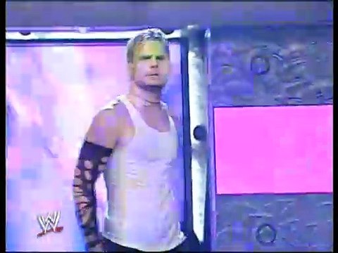 07.01.02 Undisputed WWE Title Ladder Match The Undertaker (C) vs Jeff Hardy