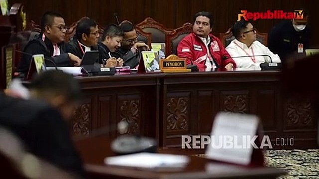 Soal Putusan Batas Usia Minimal Capres-Cawapres, Jokowi: Silahkan Tanya ke MK dan Pakar Hukum
