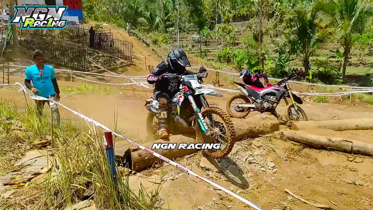 SANGAR JUGA NIH BOS..!! KAPOLRES CILACAP TUNGGANGI MOTOR TRAIL HUSQVARNA 2Tak ENDURO 2023 BANYUMAS