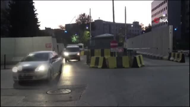 İçişleri Bakanı Yerlikaya: 56 ilimizde kafes operasyonu kapsamında mali suç örgütleri üyelerine karşı eş zamanlı olarak düzenlenen operasyonlarda şu...