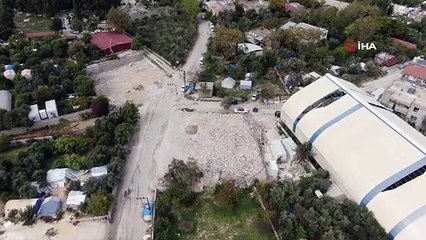 Yıkılan evinin yerine yeni yuva kurmak isteyen depremzedeye 400 Bin TL'lik moloz engeli