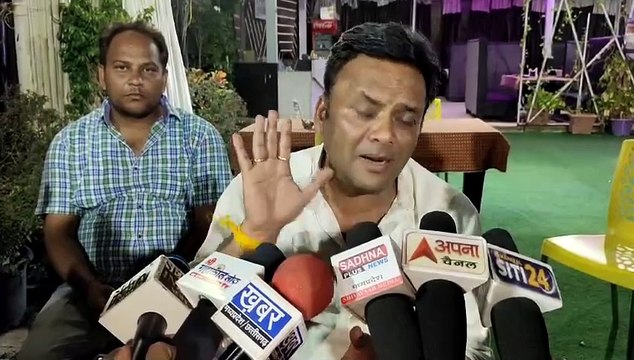Shock to Congress in Ujjain, Congress leader Vicky joins AAP