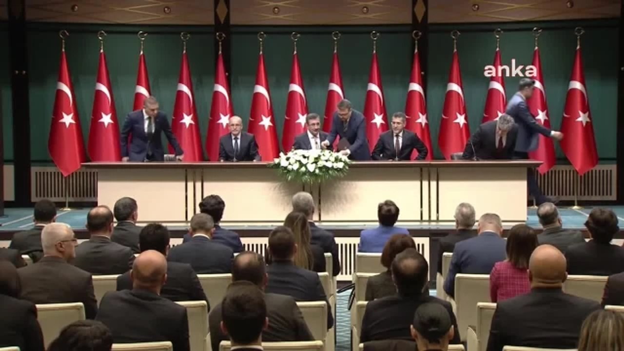 Cevdet Yılmaz: "2024 Yılı Bütçe Giderlerinin 11 Trilyon 89 Milyar, Gelirlerinin İse 8 Trilyon 437 Milyar Lira Olacağı Tahmin Edilmektedir.