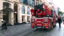 İstiklal Caddesi'ndeki Rus Başkonsolosluğu'nda Yangın Paniği