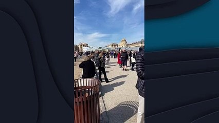 Alerta antiterrorista en Francia: vuelven a ordenar la evacuación del Palacio de Versalles