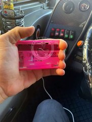 Kadın kılığına girip annesinin otobüs kartını kullandı