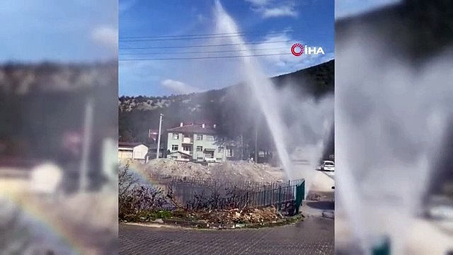 Mudurnu'da doğalgaz çalışması sırasında su borusu patladı