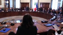 Pronta manovra da 25 miliardi. Meloni: 