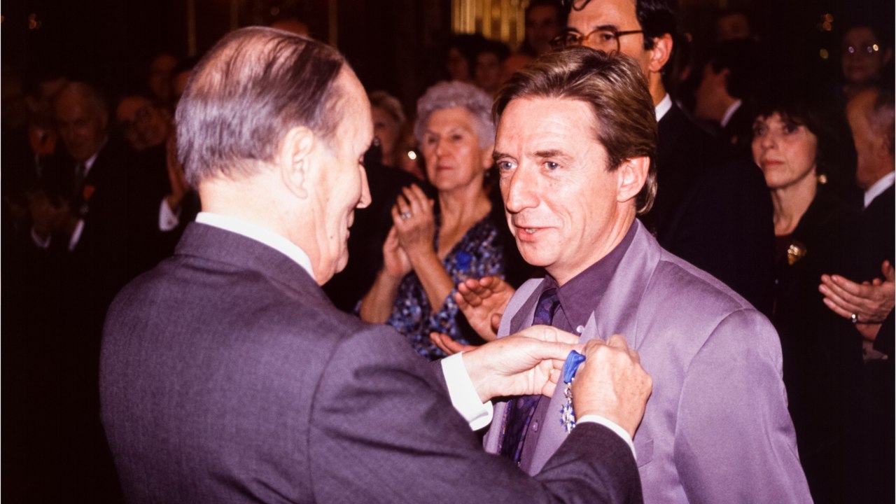 GALA VIDEO - Pascal Sevran ami de François Mitterrand : ce jour où il a permis à son fils de sortir de prison