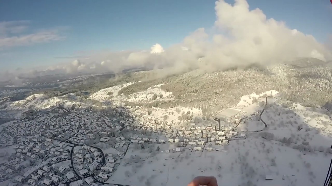 Weihnachtsflug über loffenau 2017 ( gleitschirmflug von der teufelsmühle)
