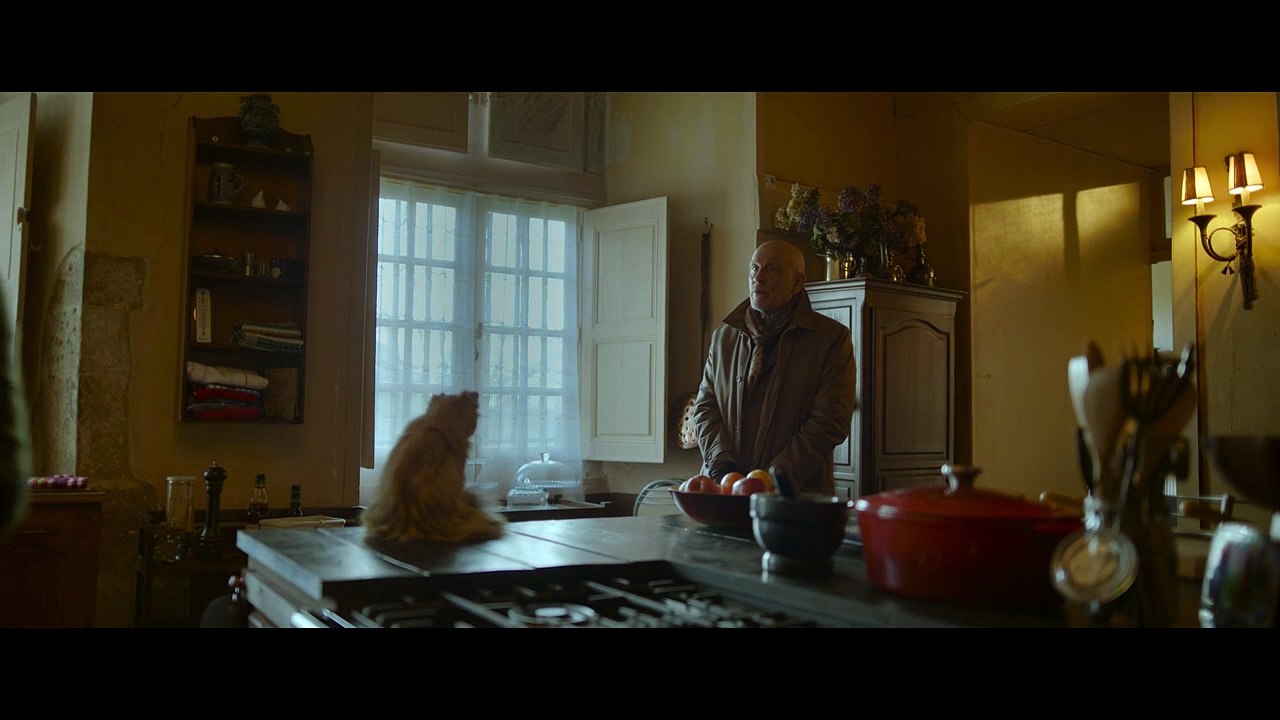 Complètement cramé ! EXTRAIT VF "Vous pouvez m'appeler Mme Odile"