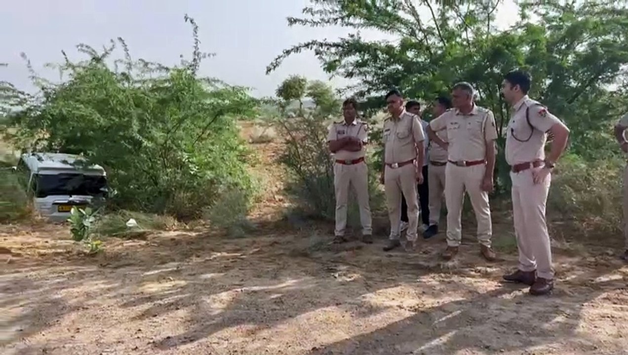 पुलिस पर फायरिंग कर भागे तस्कर, 10 किमी पीछा कर...