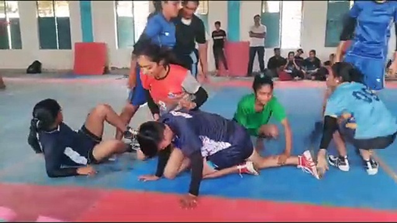 संभागीय महिला कबड्डी में ग्वालियर विजेता, मुरैना उप विजेता