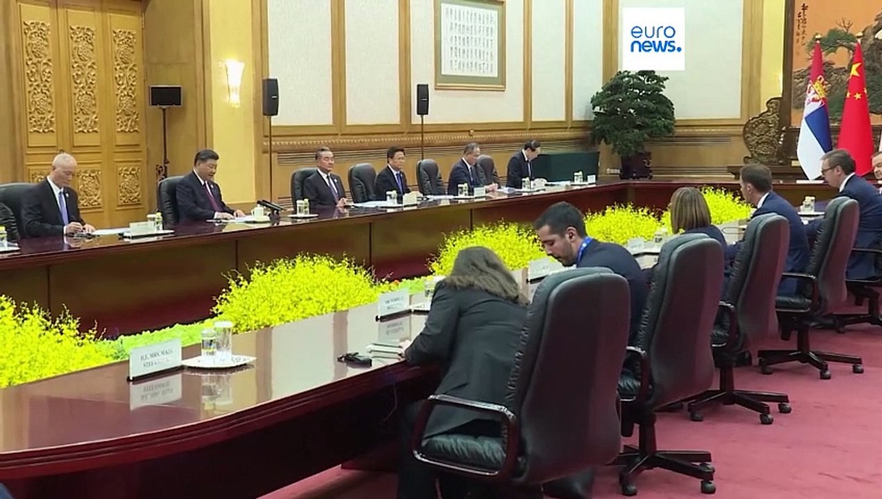 Vladimir Putin meets Xi Jinping at major Chinese summit