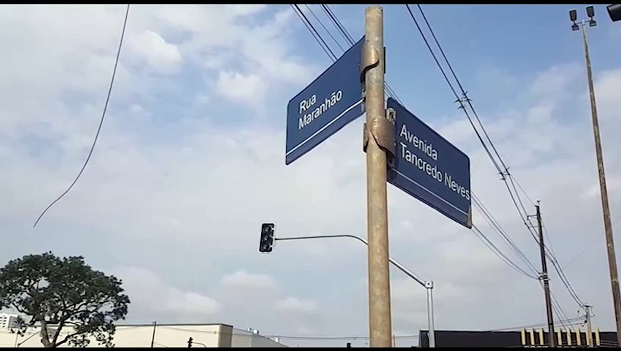 Atenção: Semáforos do cruzamento da Maranhão com Tancredo Neves estão inoperantes