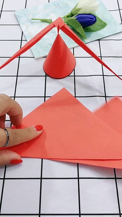 making bird handicrafts