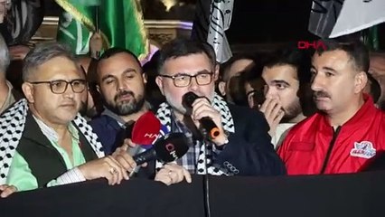 İzmir'de İsrail'in Gazze'deki hastane saldırısı protesto edildi
